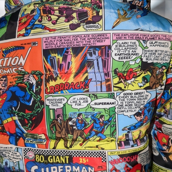 Forever 21 hooded DC comic Book jacket/hoodie/puffer coat size M🎉hp🎉 - Picture 11 of 15